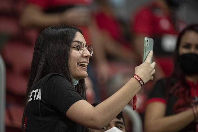 与媒体关注 与媒体关注